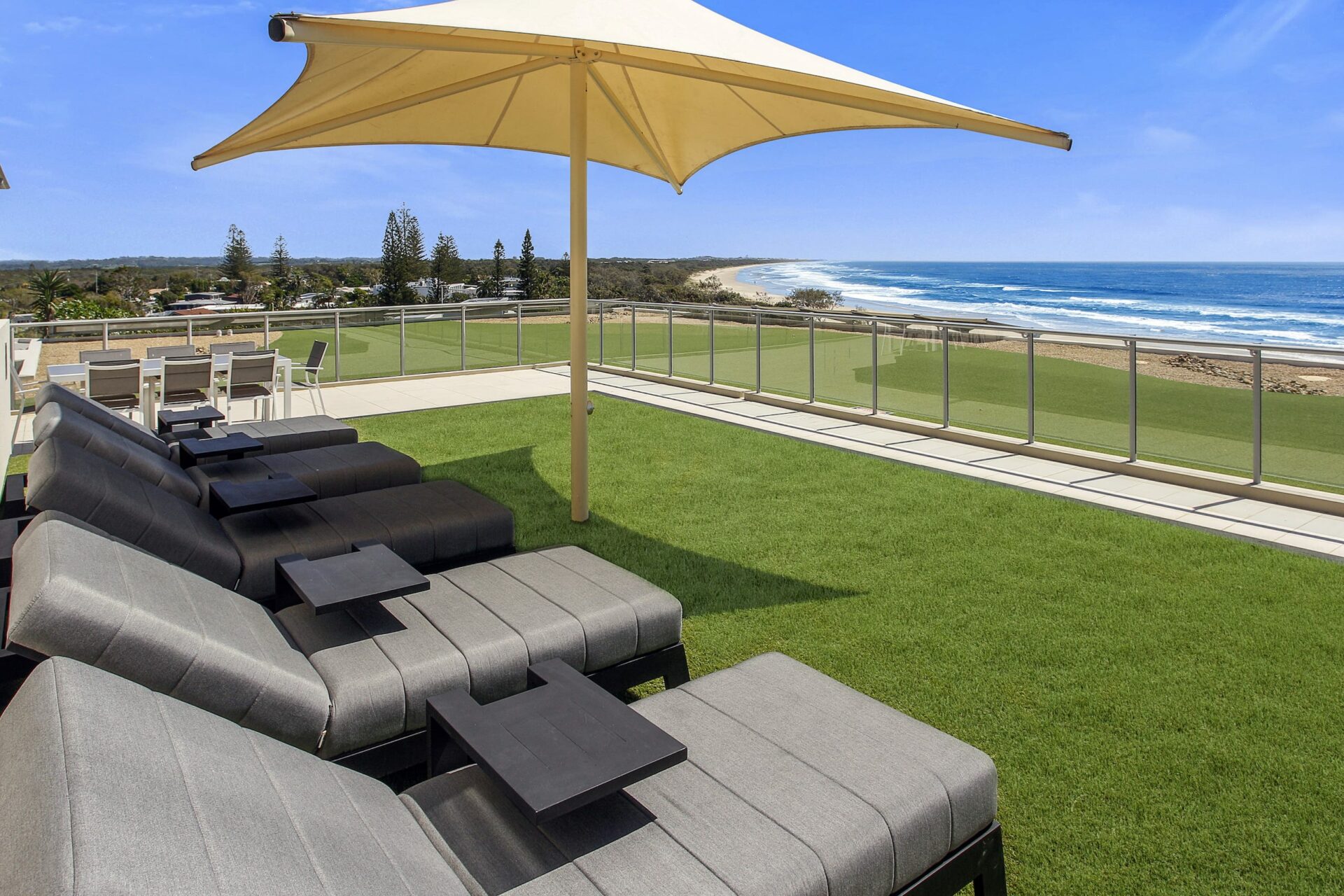 The Beach Cabarita - 4 Bedroom Rooftop Apartment