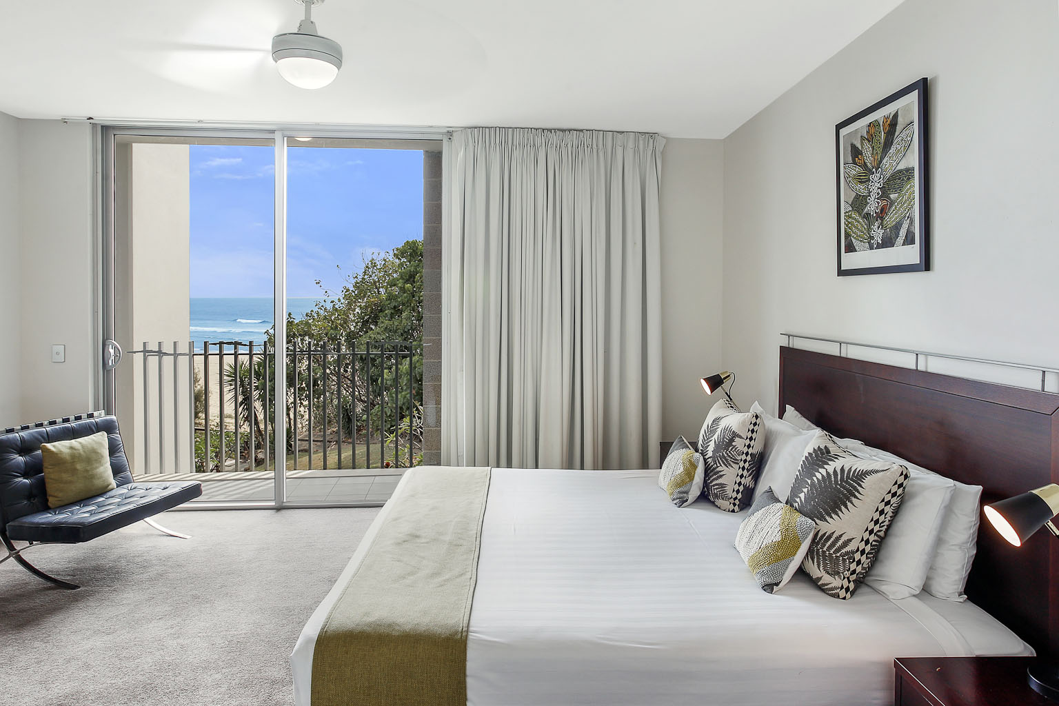 Beachfront Ocean View 3 Bedroom Apartment 2